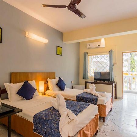 Dona Julia Beach Resort カラングート エクステリア 写真