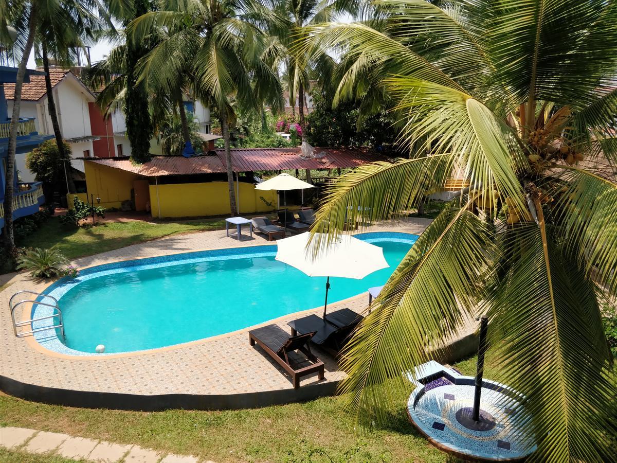 Dona Julia Beach Resort カラングート エクステリア 写真