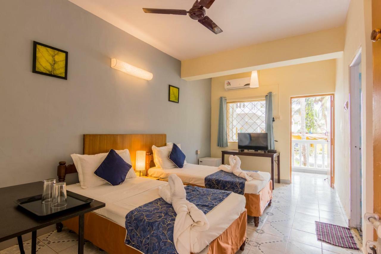 Dona Julia Beach Resort カラングート エクステリア 写真