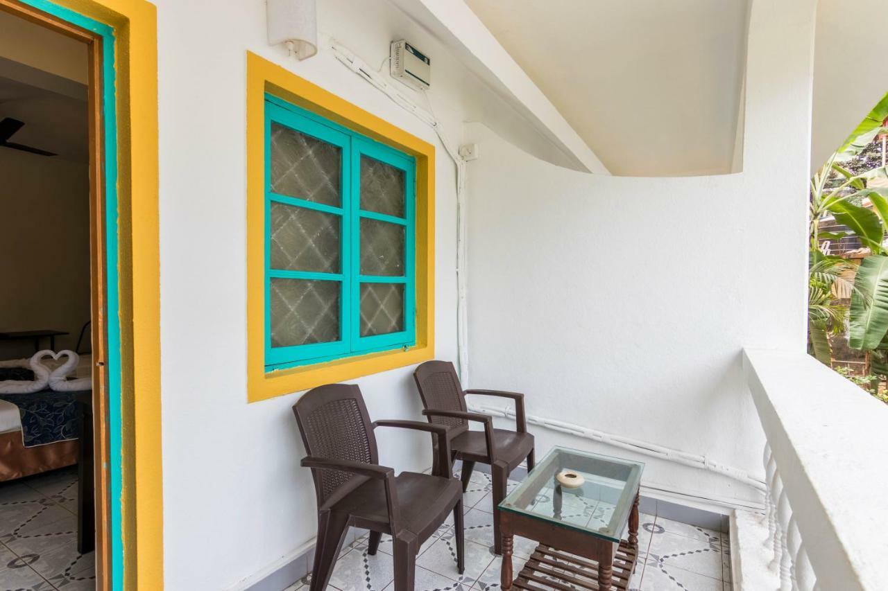 Dona Julia Beach Resort カラングート エクステリア 写真